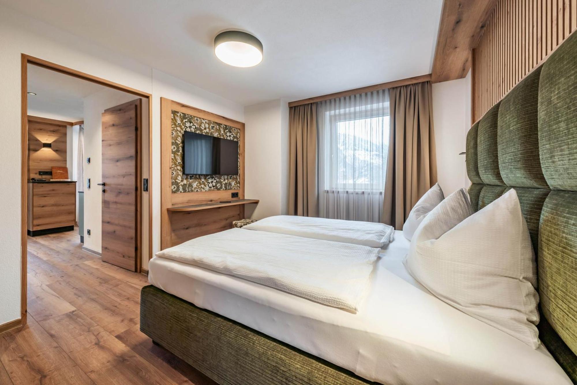 Hotel Garni Montana Mayrhofen Esterno foto
