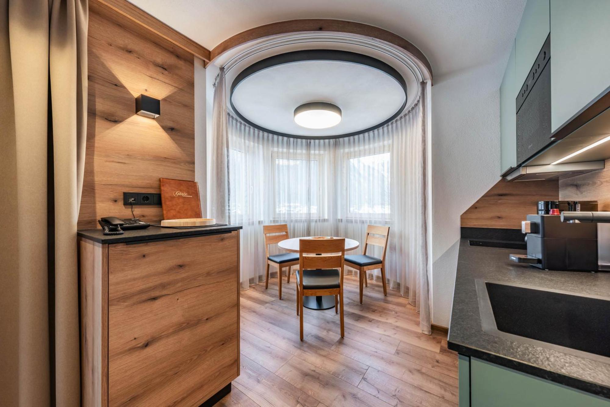 Hotel Garni Montana Mayrhofen Esterno foto