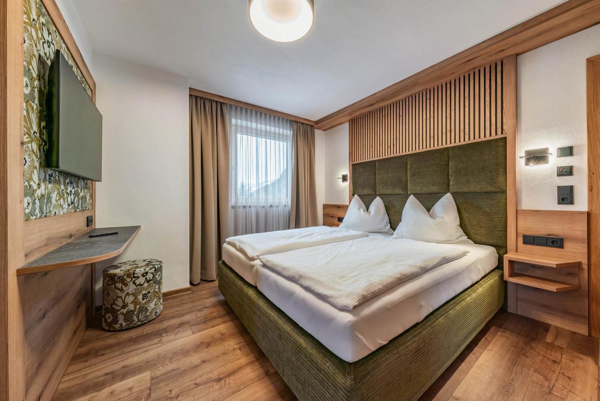 Hotel Garni Montana Mayrhofen Esterno foto