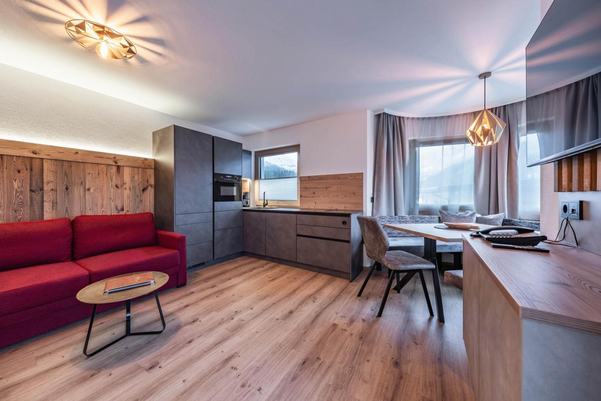 Hotel Garni Montana Mayrhofen Esterno foto