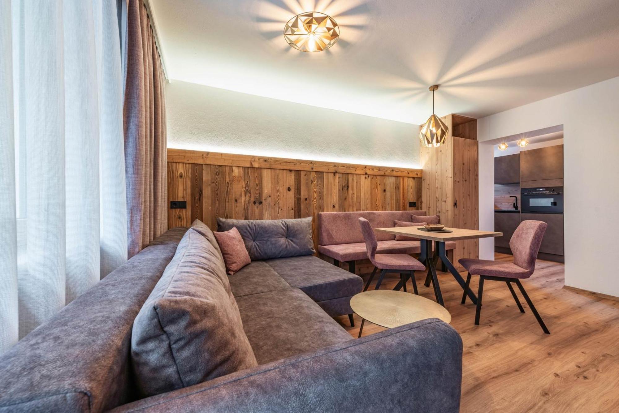 Hotel Garni Montana Mayrhofen Esterno foto