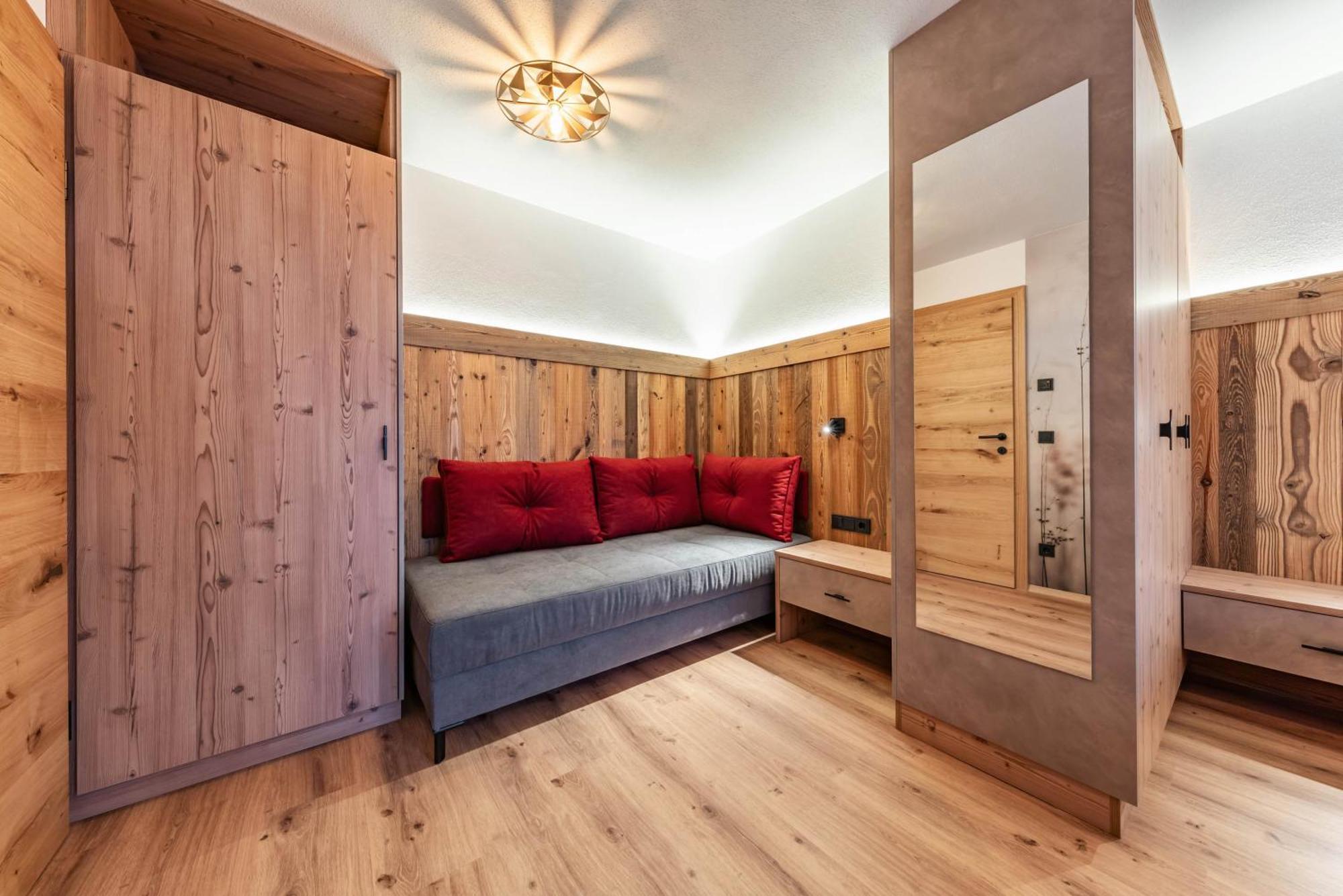 Hotel Garni Montana Mayrhofen Esterno foto